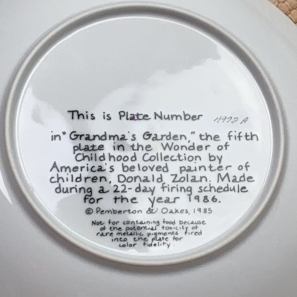 Donald Zolan's "Wonder of Childhood" Plate 1986 - Picture 4 of 5